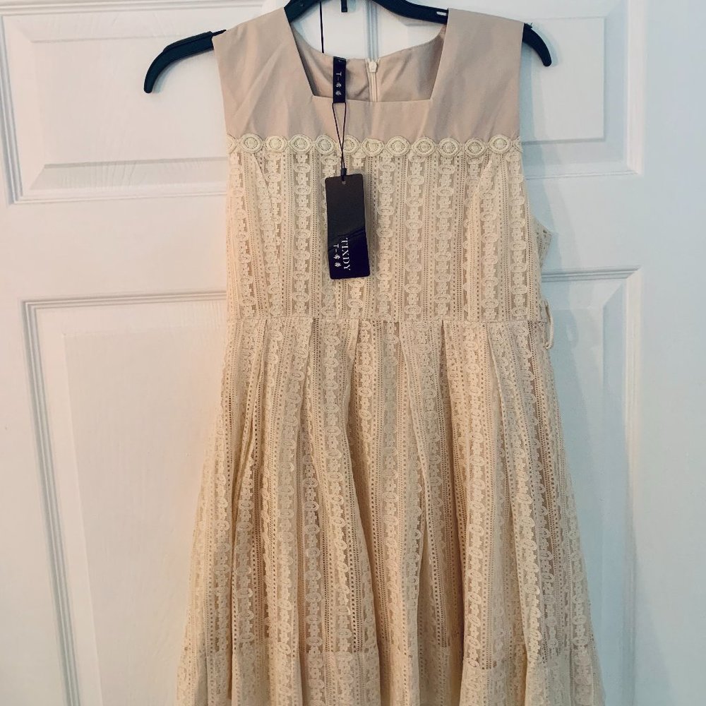 brand new cute lace sleeveless short-dress for juniors designer: TIXDY